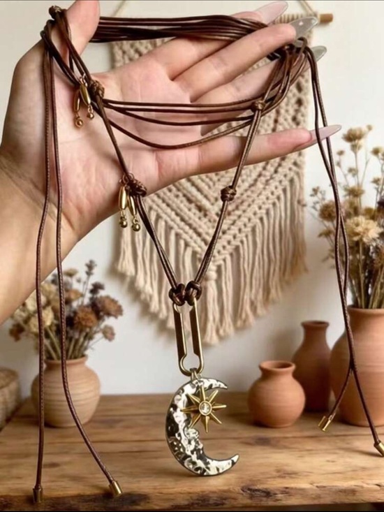Jewelry - Moon & Star Necklace